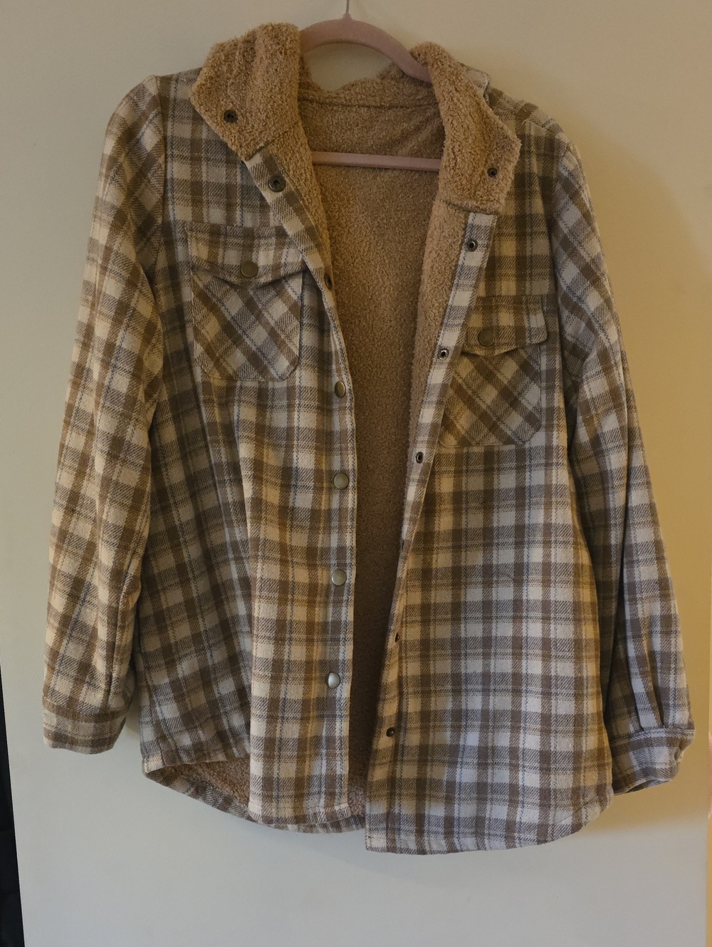 Sherpa-Lined Plaid Teddy Jacket - Cream & Tan